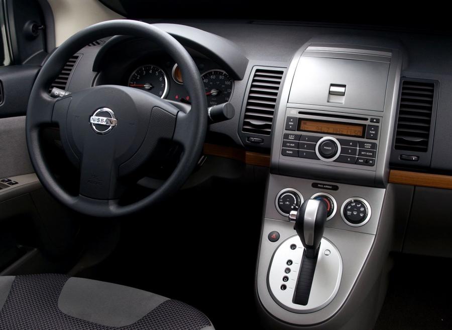  Nissan Sentra 2006 года  (фото 3 из 7)